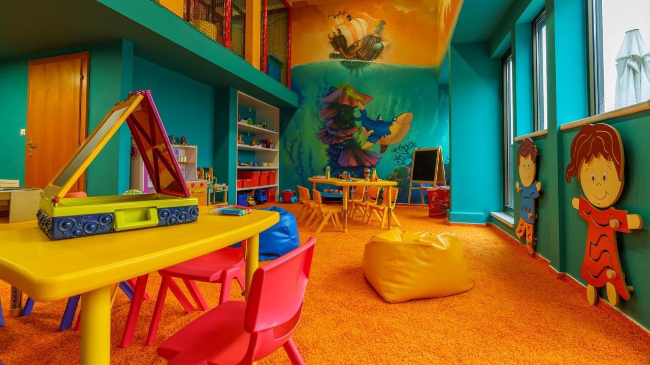 Hotel Aquacity Seasons โปปรัด ภายนอก รูปภาพ