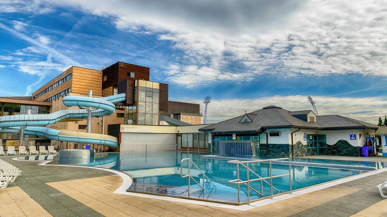 Hotel Aquacity Seasons โปปรัด ภายนอก รูปภาพ